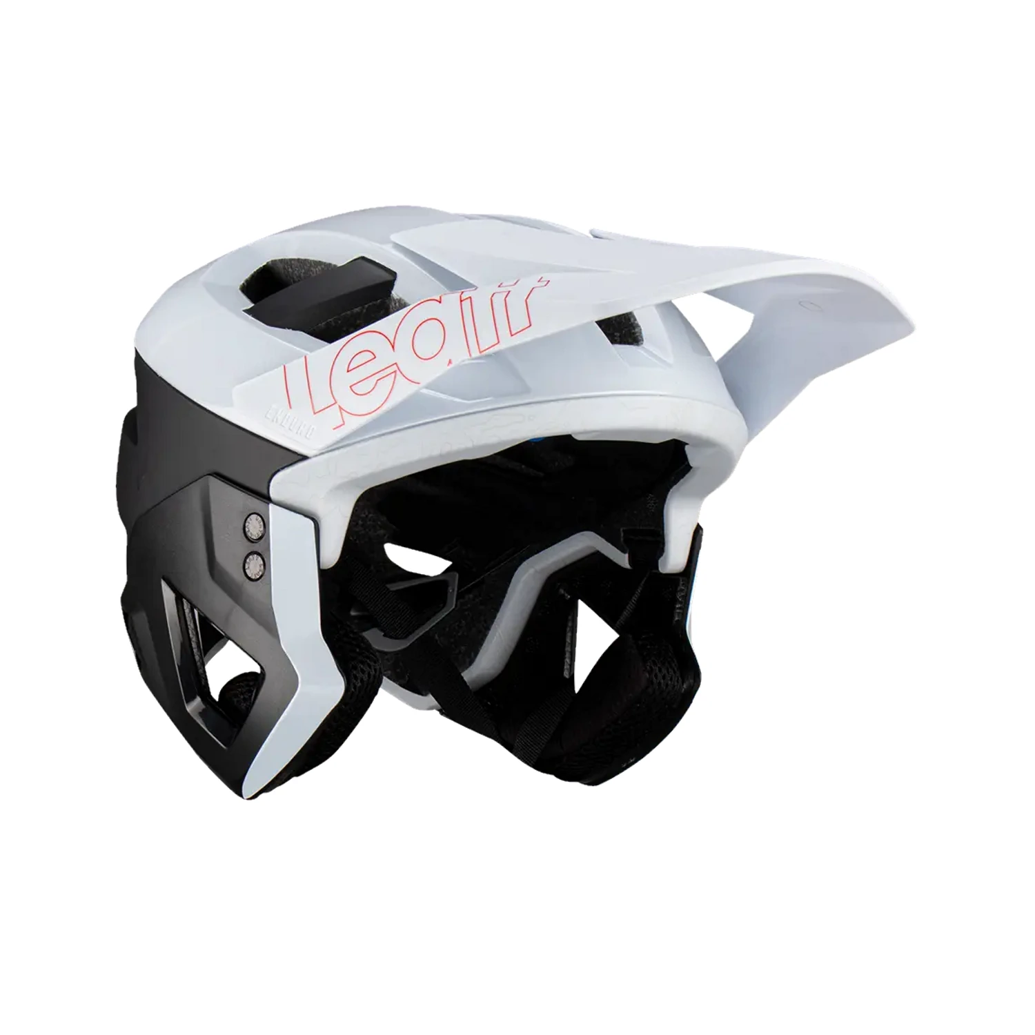 Biały kask rowerowy Leatt z daszkiem, bez ochraniacza szczęki, wyraźne logo