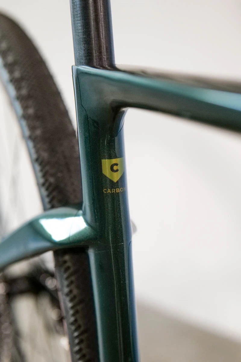 Logo 4-bike na rurze podsiodłowej