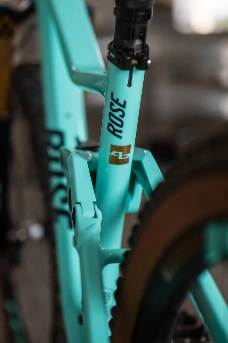 Rura podsiodłowa z logo 4-bike