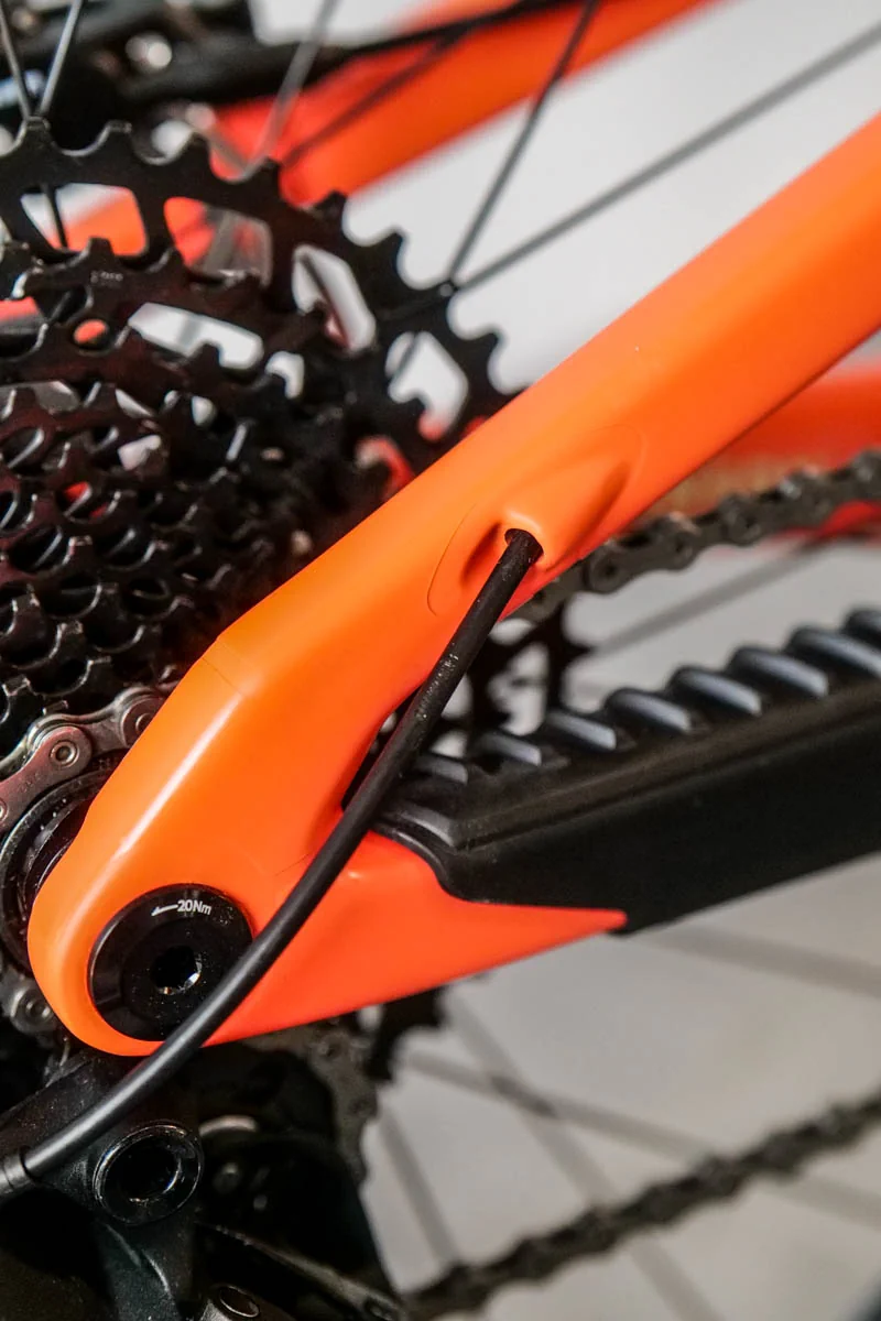 detale tylny trójkąt