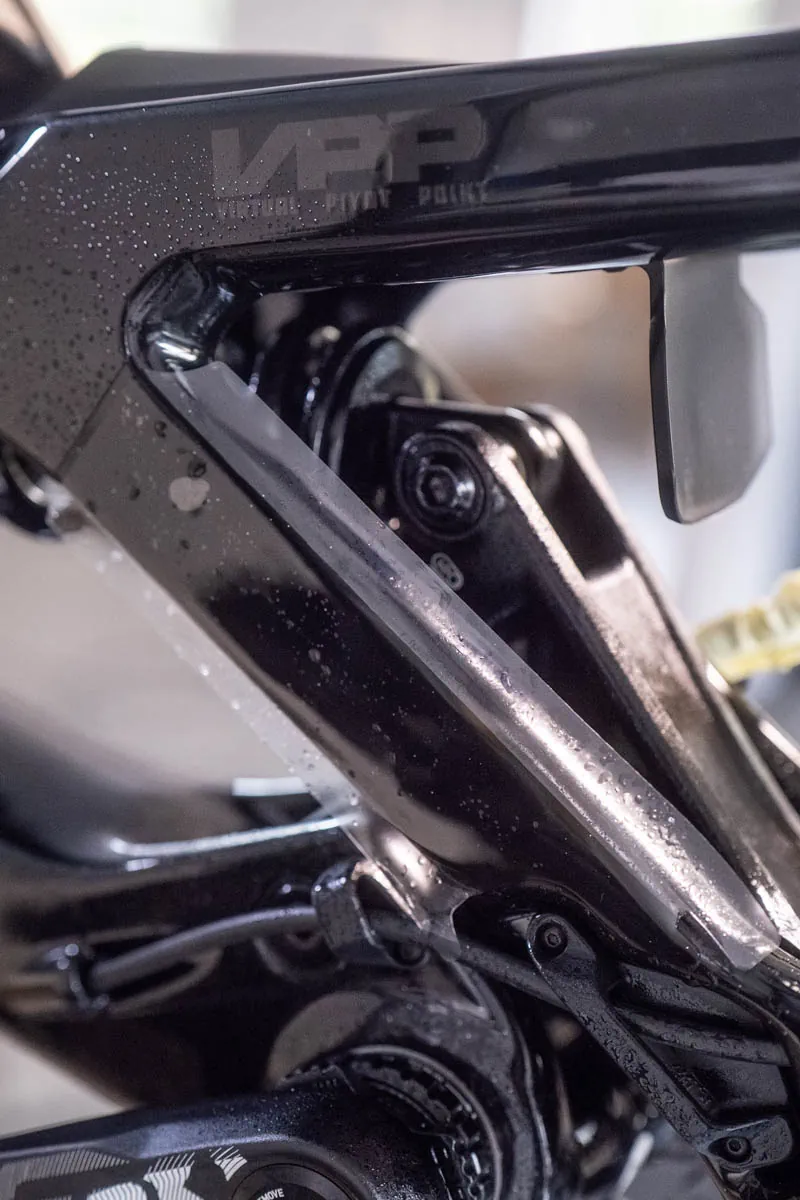 Tylny trójkąt przy supporcie