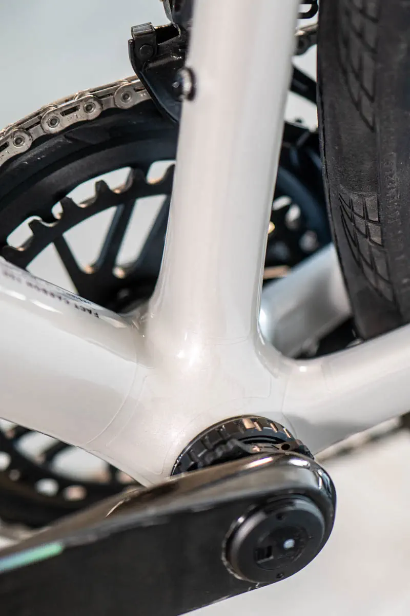 Folia ochronna przy korbie w Specialized Tarmac SL8 Pro