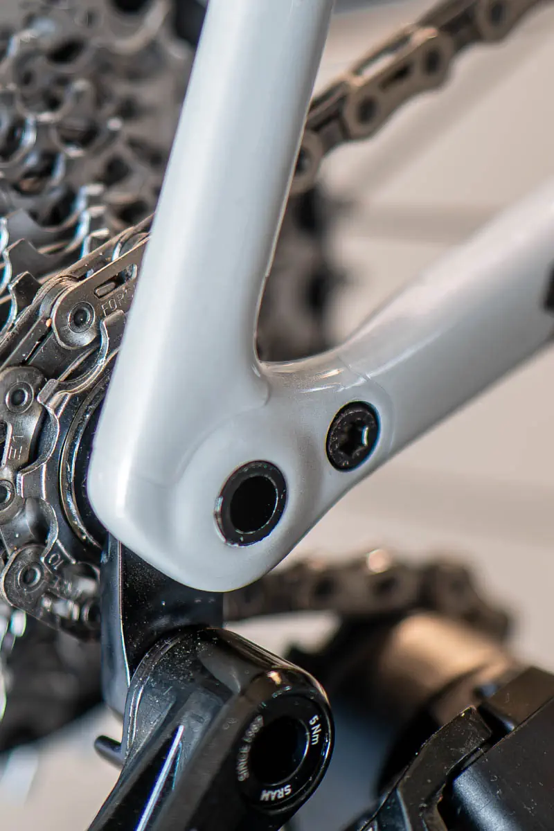 Zbliżenie na zakonczenie folii Specialized Tarmac SL8 Pro