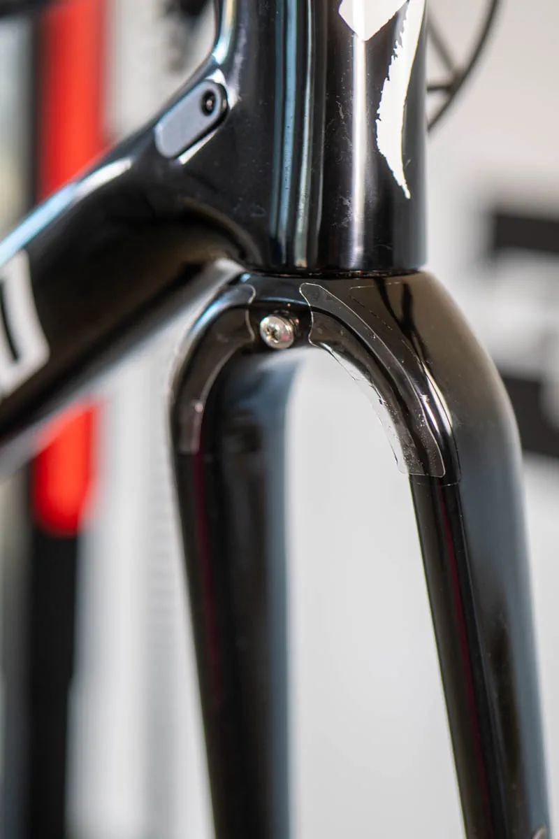 Specialized Diverge Pro, zbliżenie na główkę ramy i widelec