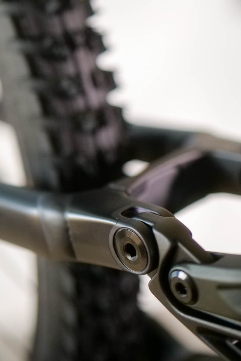 Zbliżenie na tylny trójkąt