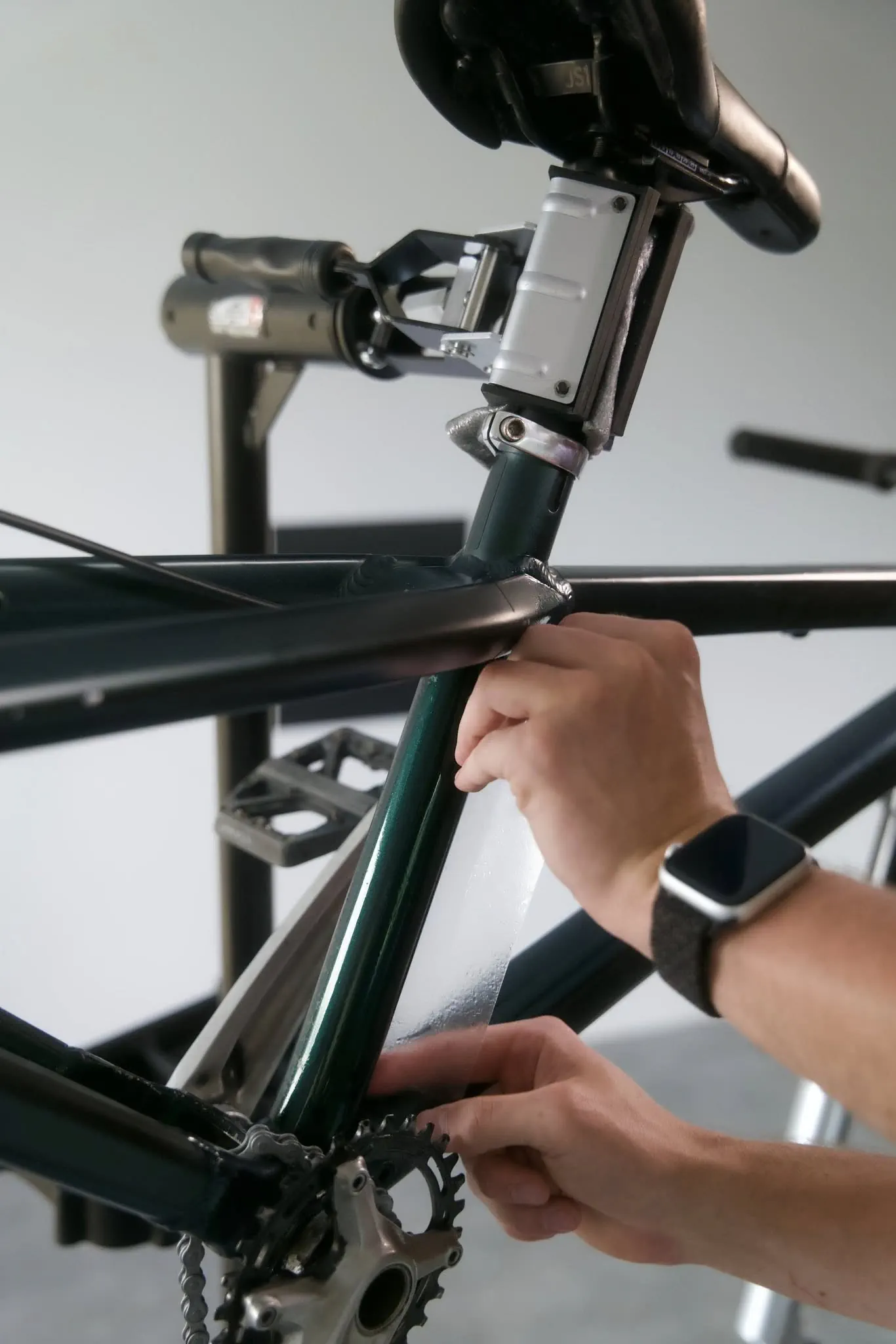 Oklejona dolna rura ramy dirtowej