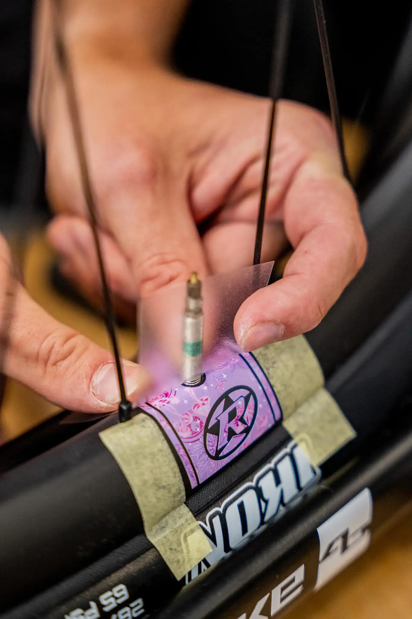 Naklejka przy wentylu